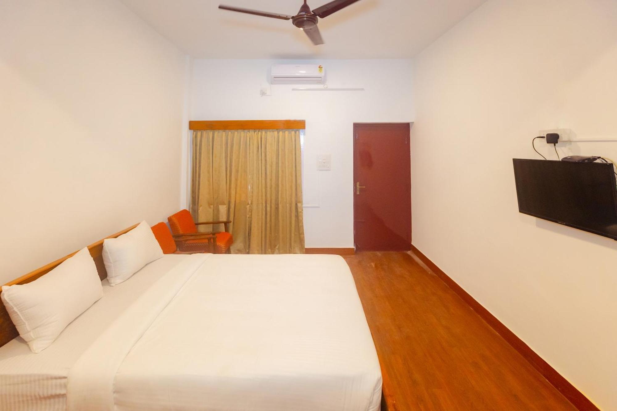 Sri Ramakrishna Hotel Bengalúr Exteriér fotografie