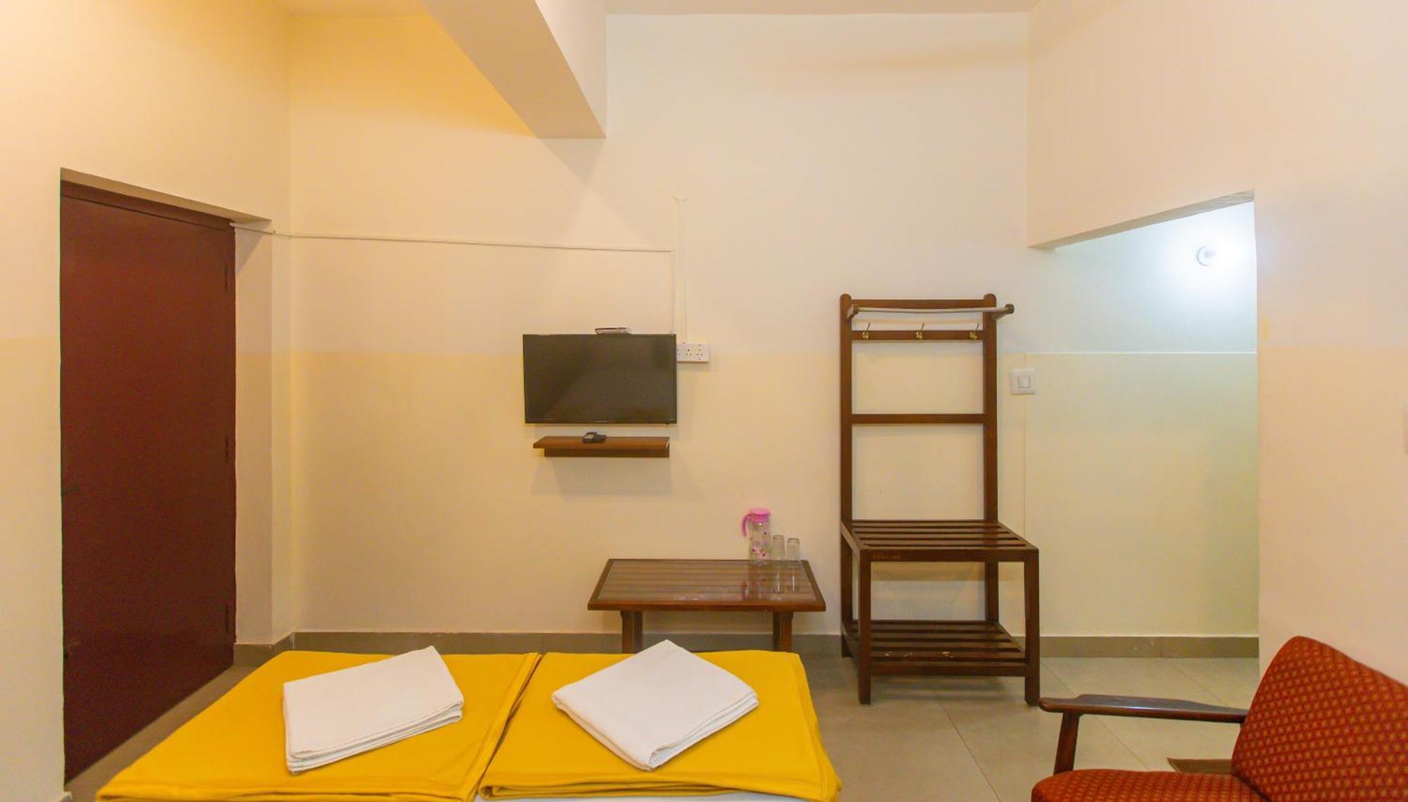 Sri Ramakrishna Hotel Bengalúr Exteriér fotografie